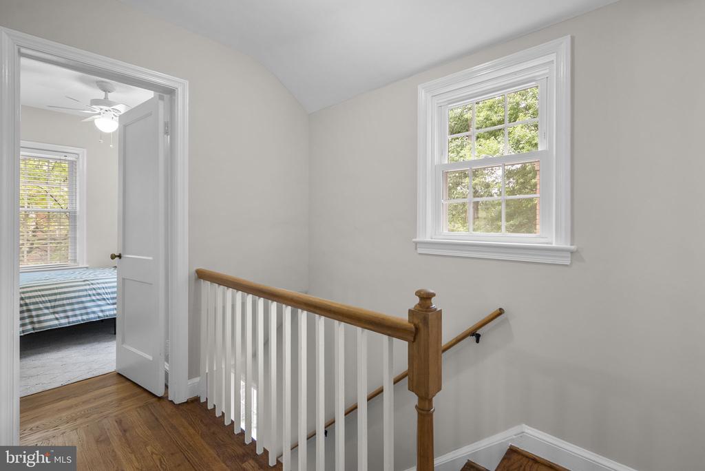 1111 MEURILEE LANE
