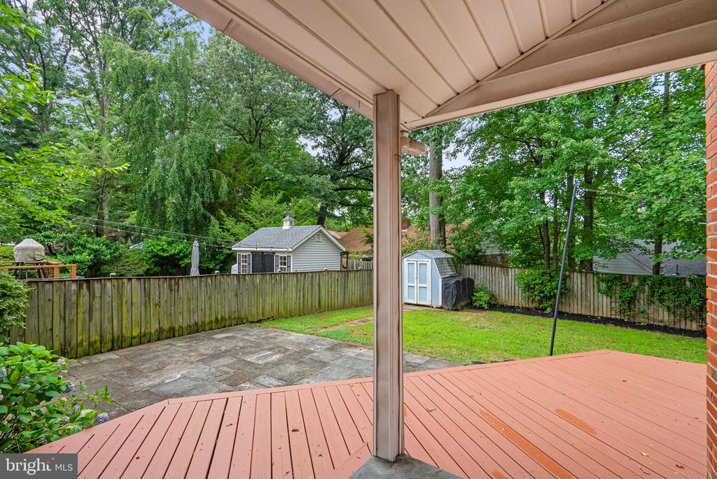 1111 MEURILEE LANE