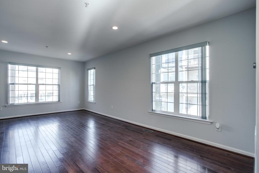 12975 PINNACLE DRIVE Unit: 1