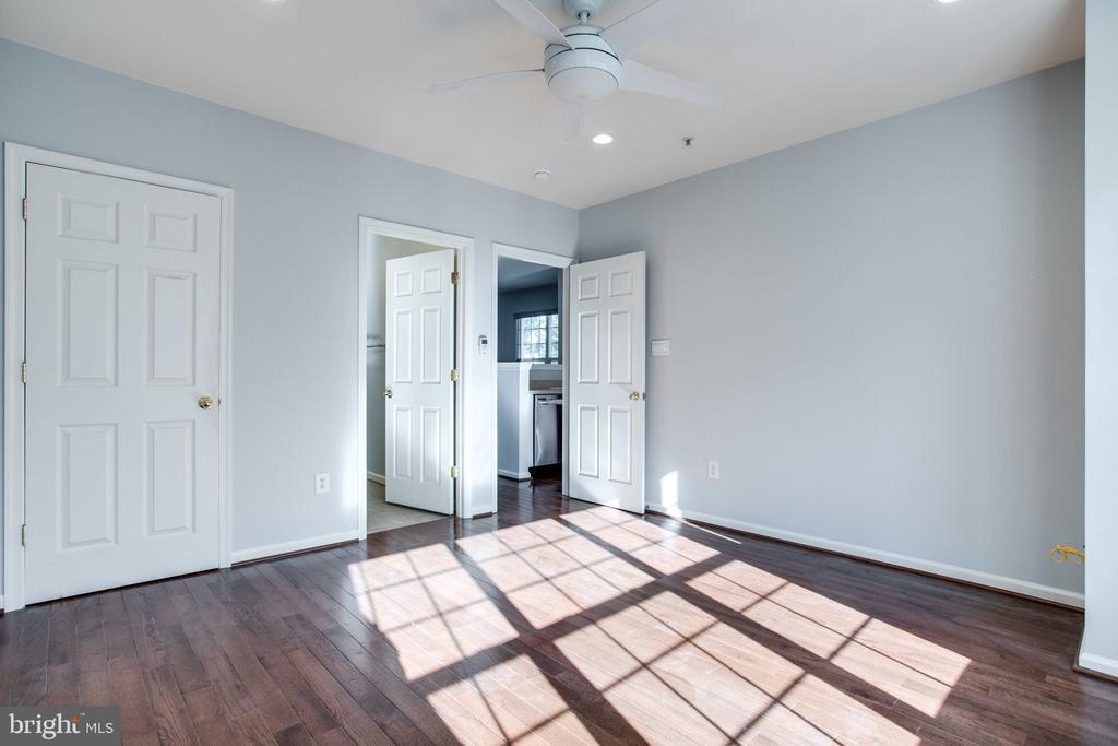 12975 PINNACLE DRIVE Unit: 1