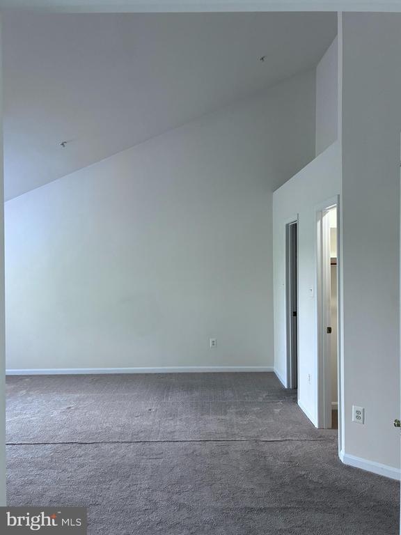214 HALPINE WALK COURT