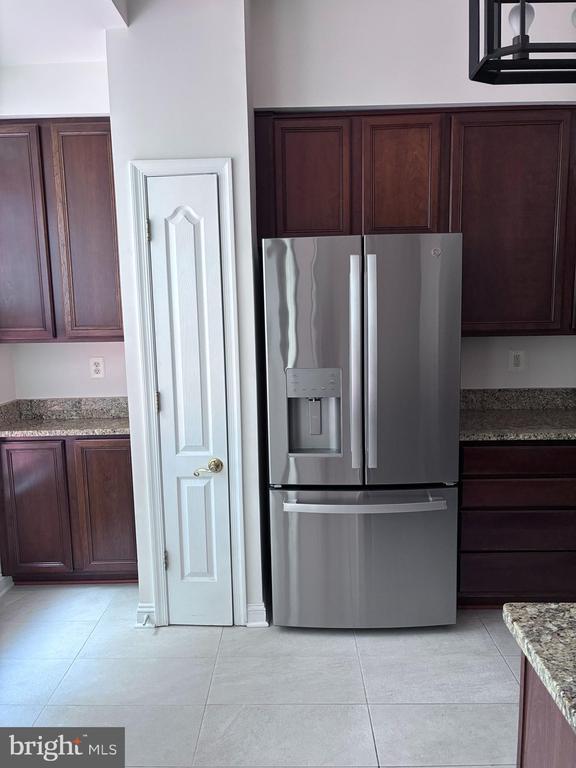 214 HALPINE WALK COURT