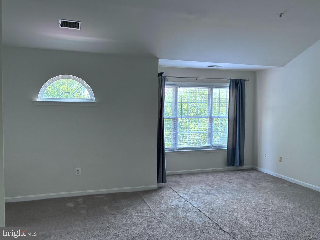 214 HALPINE WALK COURT