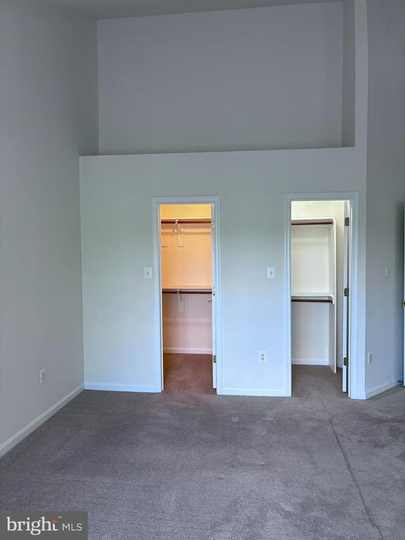 214 HALPINE WALK COURT