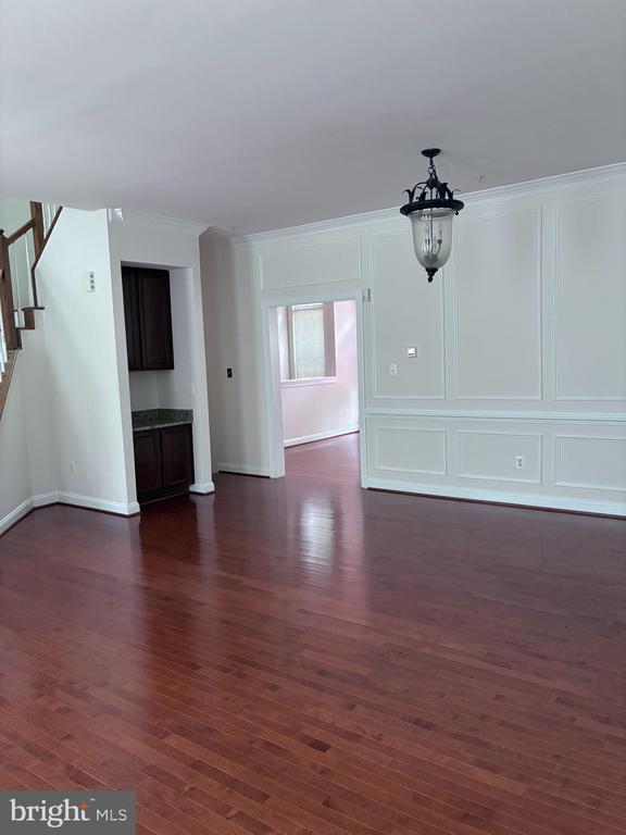 214 HALPINE WALK COURT