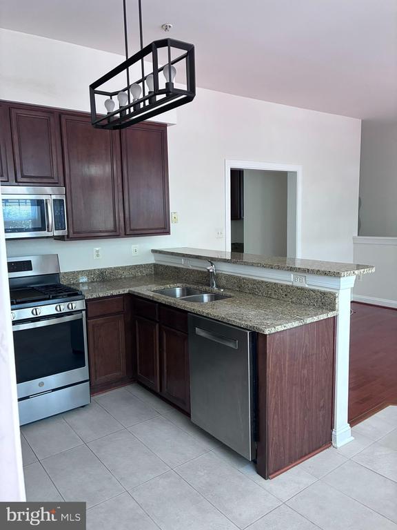 214 HALPINE WALK COURT