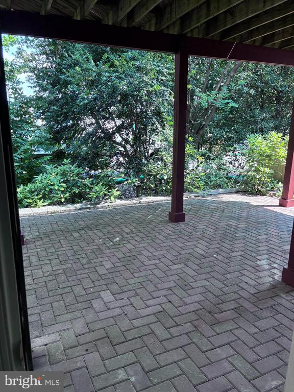 214 HALPINE WALK COURT
