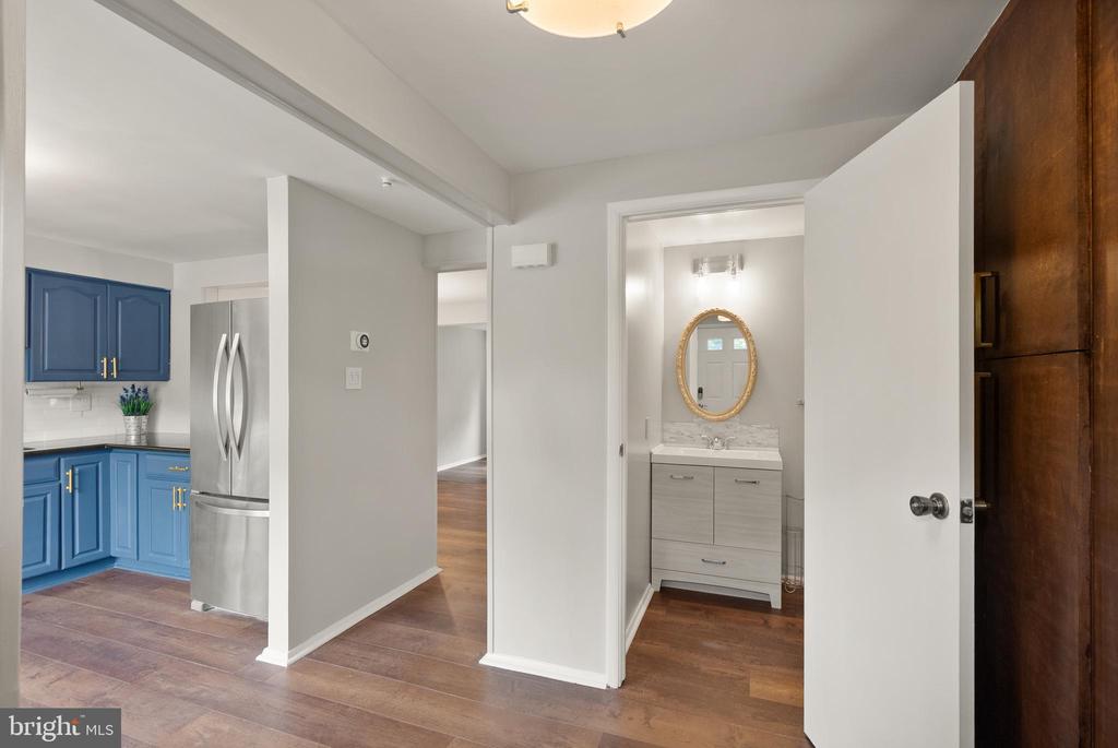 7608 QUINCEWOOD COURT