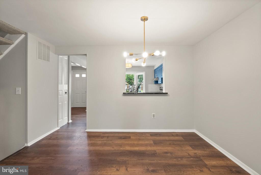 7608 QUINCEWOOD COURT