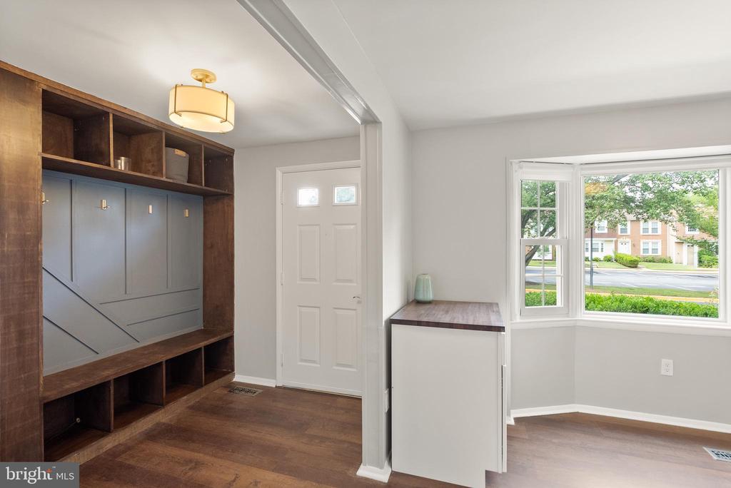 7608 QUINCEWOOD COURT