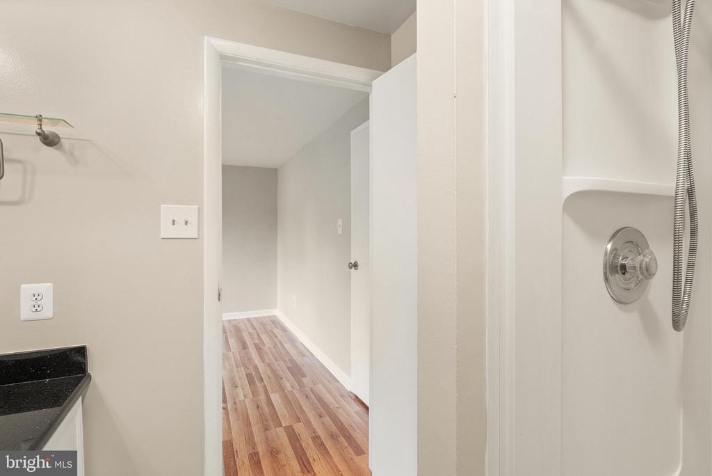7608 QUINCEWOOD COURT