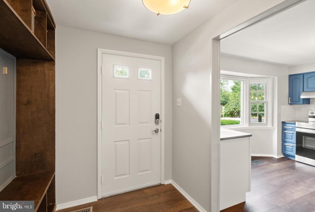 7608 QUINCEWOOD COURT