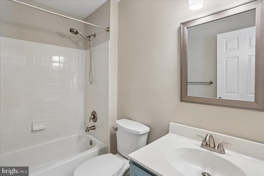 172 KENDRICK PLACE Unit: 24