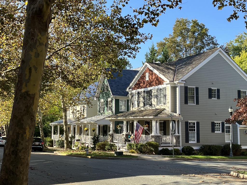 172 KENDRICK PLACE Unit: 24