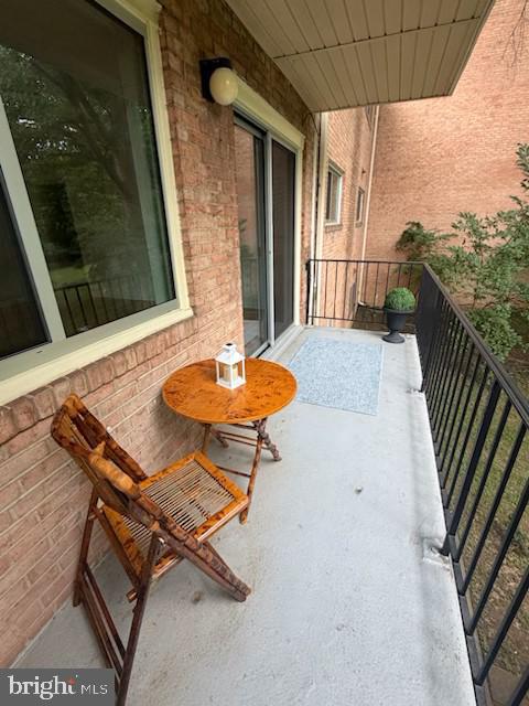 10518 WEYMOUTH STREET Unit: 102