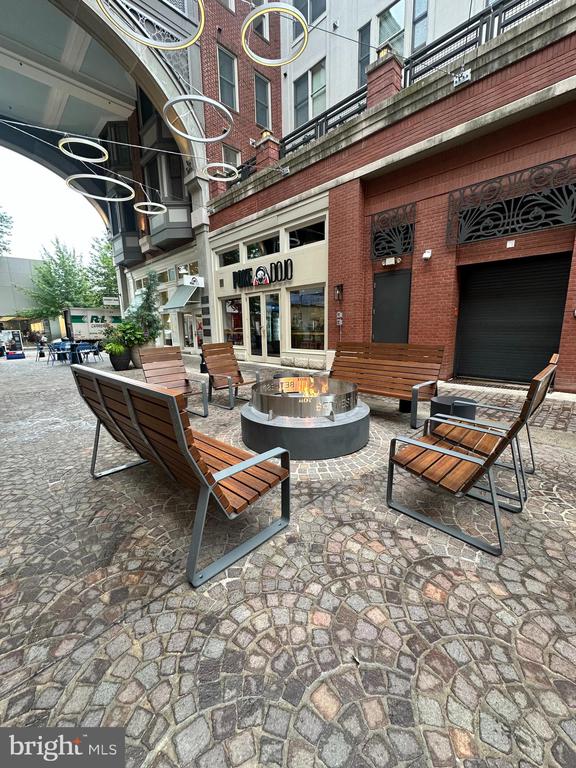 4880 CHEVY CHASE DRIVE Unit: 133
