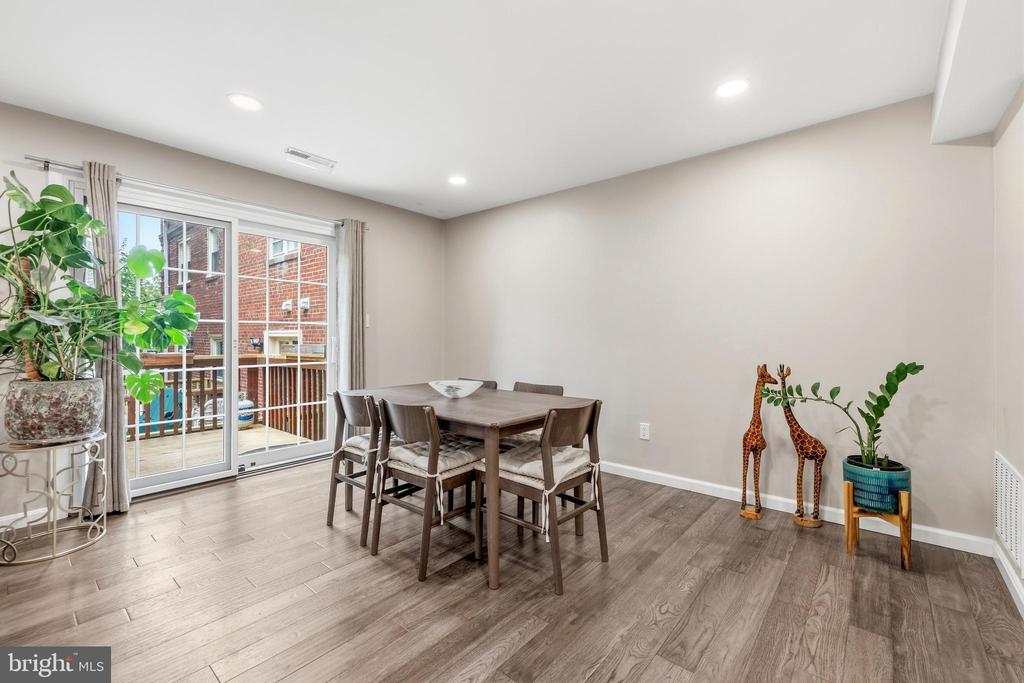 4880 CHEVY CHASE DRIVE Unit: 133
