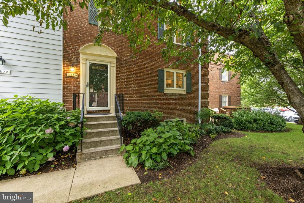 4880 CHEVY CHASE DRIVE Unit: 133