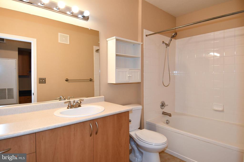 13502 DERRY GLEN COURT Unit: 202