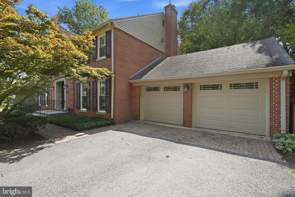 15204 WINSTEAD LANE