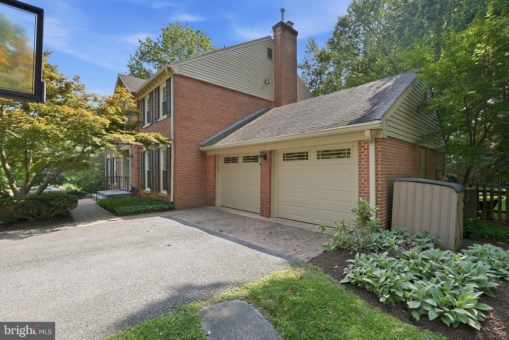 15204 WINSTEAD LANE
