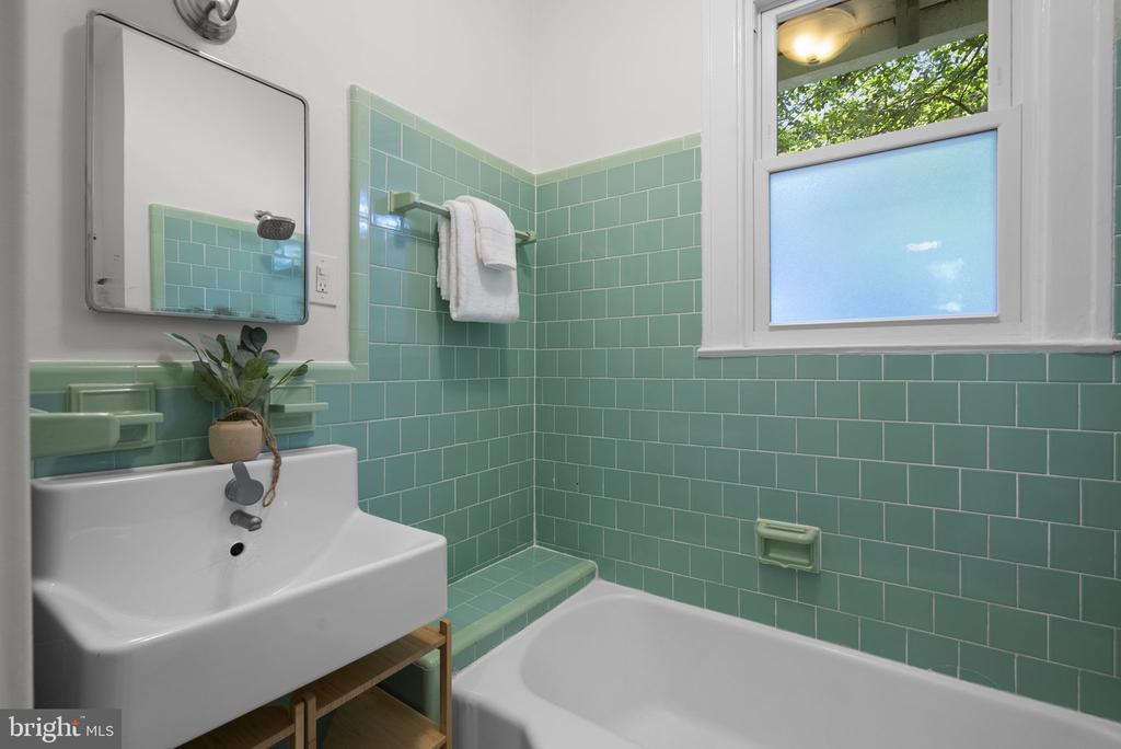 301 ELM AVENUE