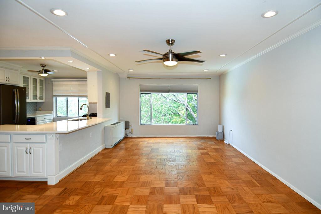 5301 WESTBARD CIRCLE Unit: 419