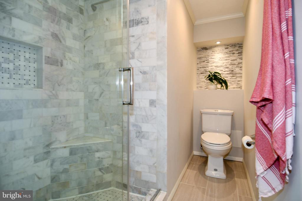 5301 WESTBARD CIRCLE Unit: 419