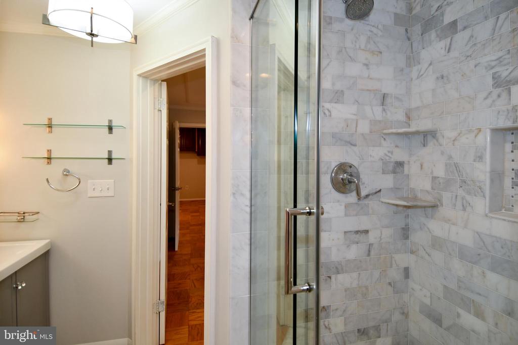 5301 WESTBARD CIRCLE Unit: 419