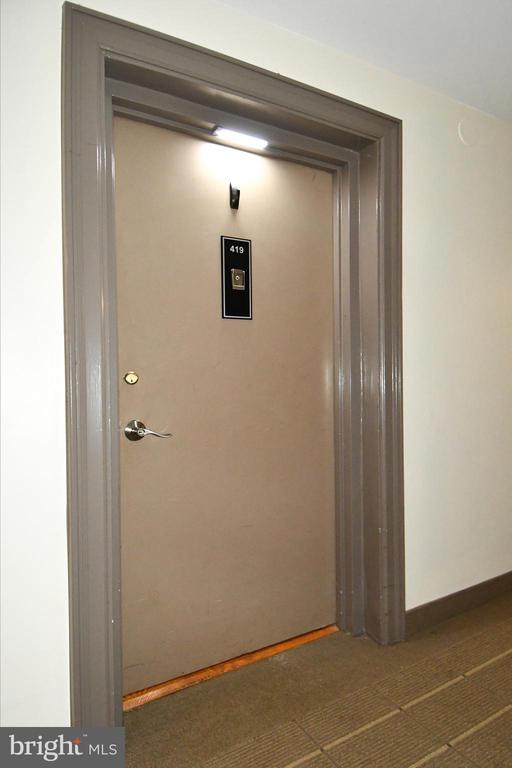5301 WESTBARD CIRCLE Unit: 419