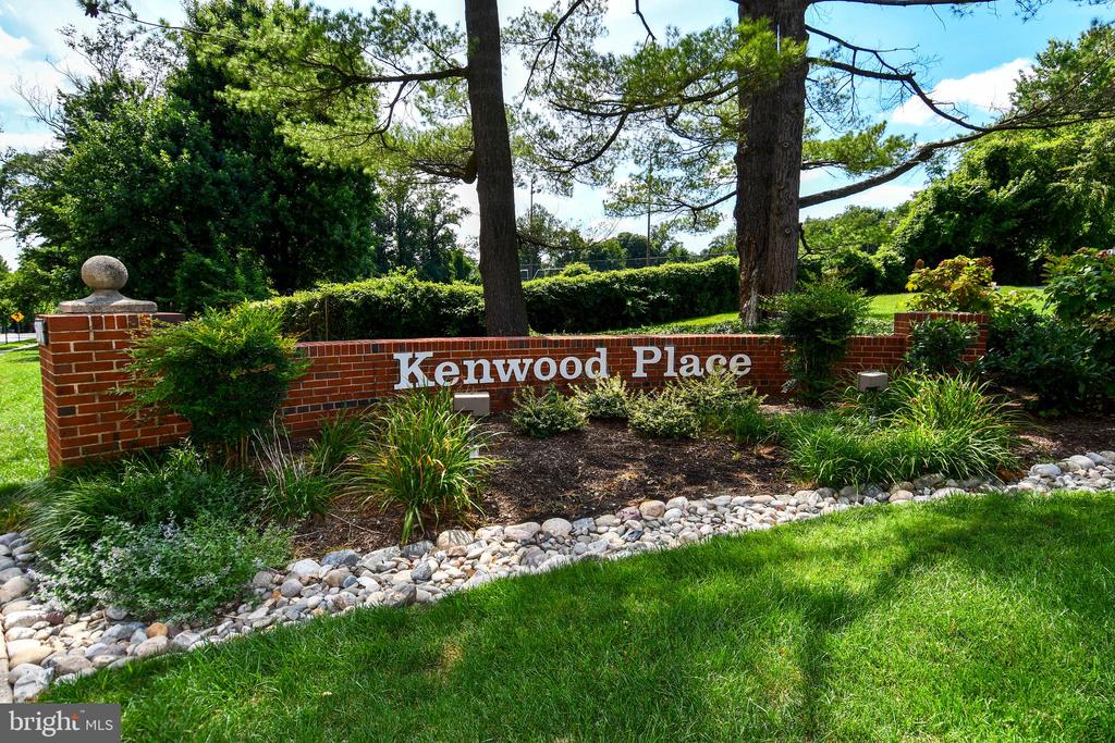 5301 WESTBARD CIRCLE Unit: 419