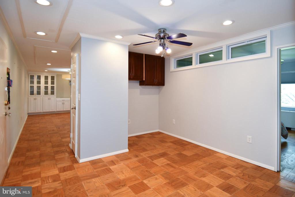 5301 WESTBARD CIRCLE Unit: 419