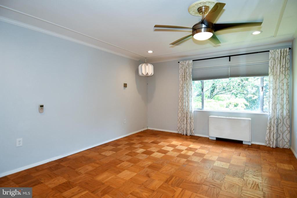 5301 WESTBARD CIRCLE Unit: 419