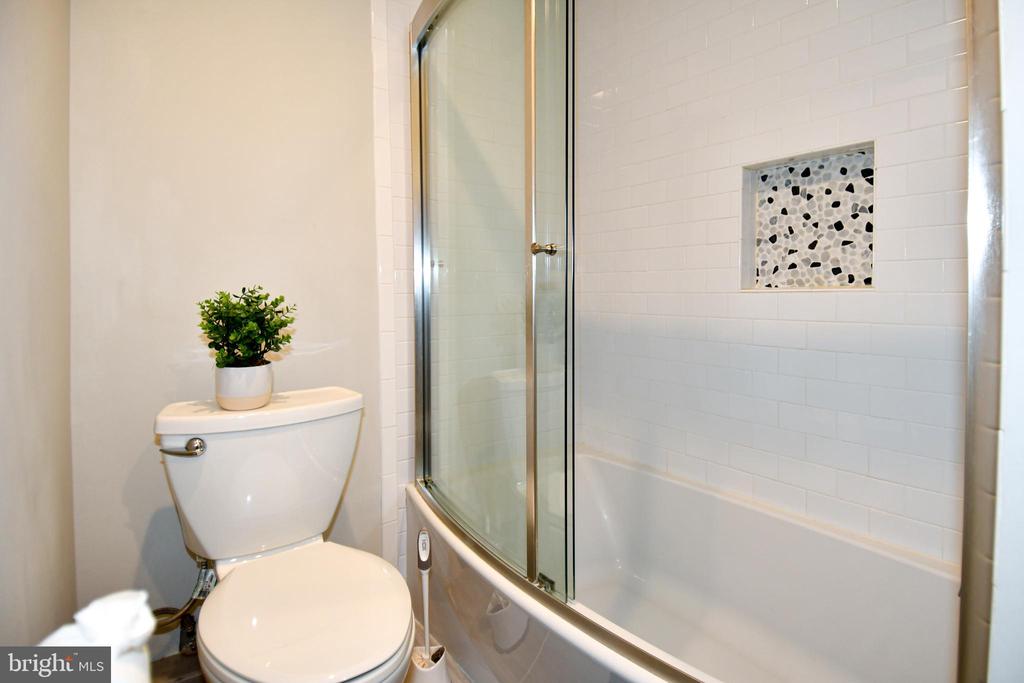 5301 WESTBARD CIRCLE Unit: 419