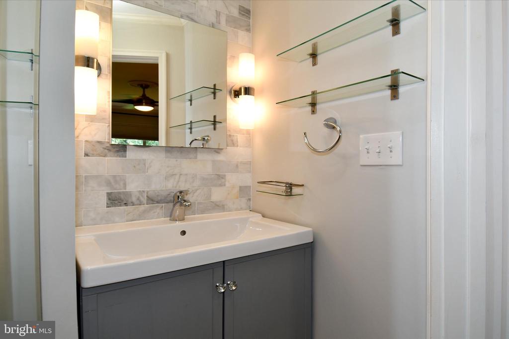 5301 WESTBARD CIRCLE Unit: 419