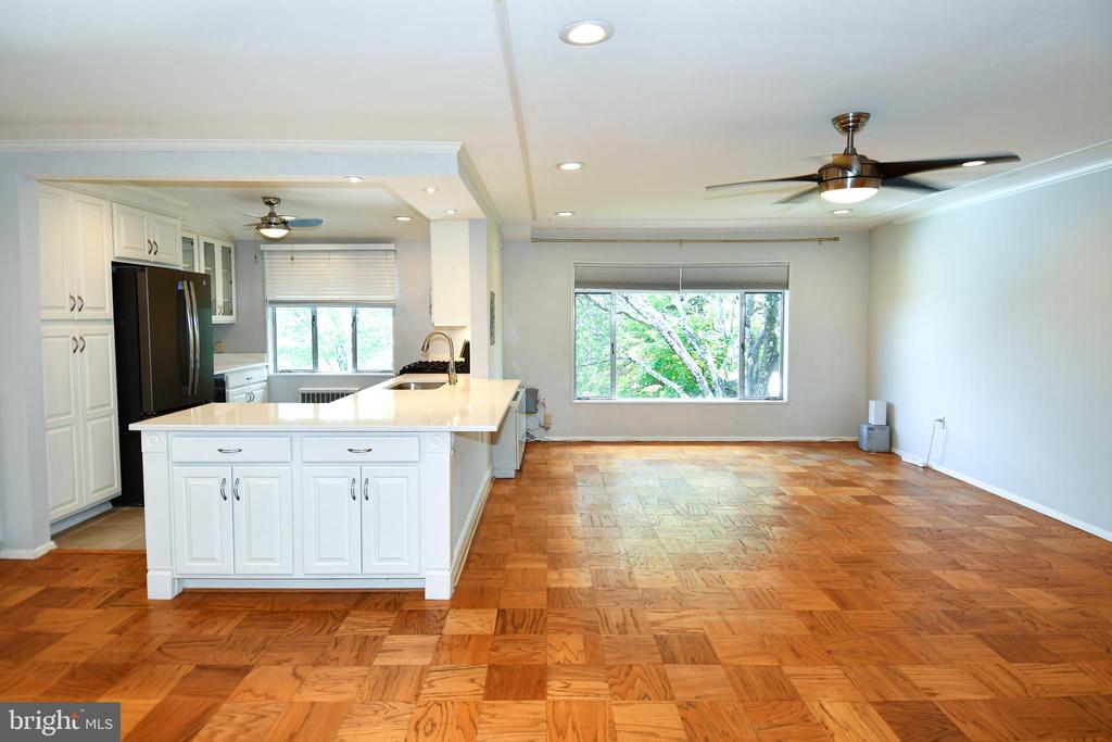 5301 WESTBARD CIRCLE Unit: 419