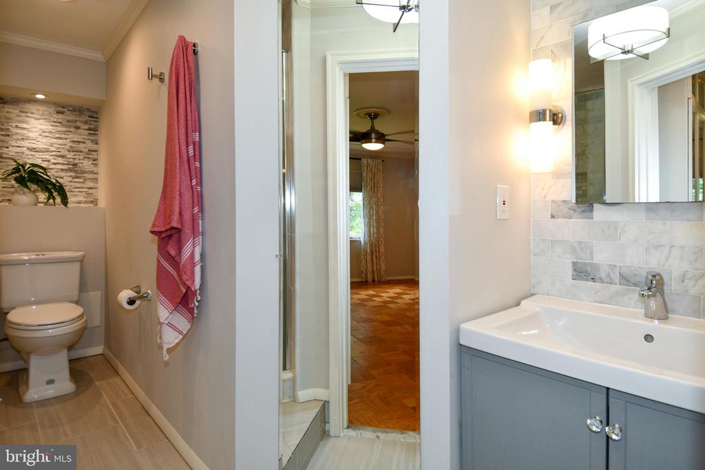 5301 WESTBARD CIRCLE Unit: 419