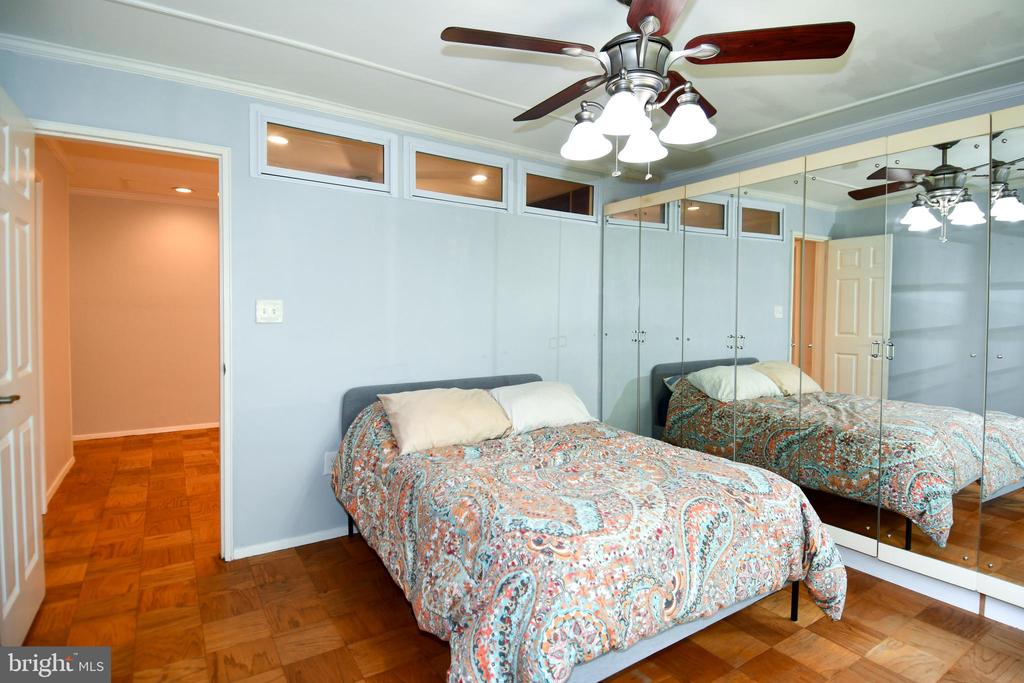 5301 WESTBARD CIRCLE Unit: 419