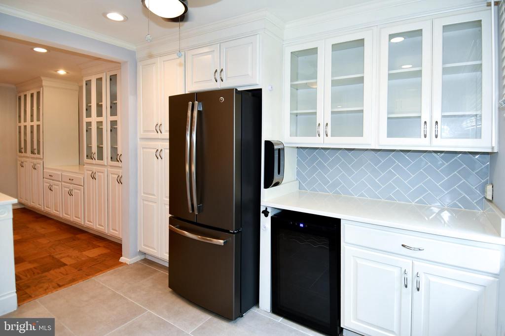 5301 WESTBARD CIRCLE Unit: 419