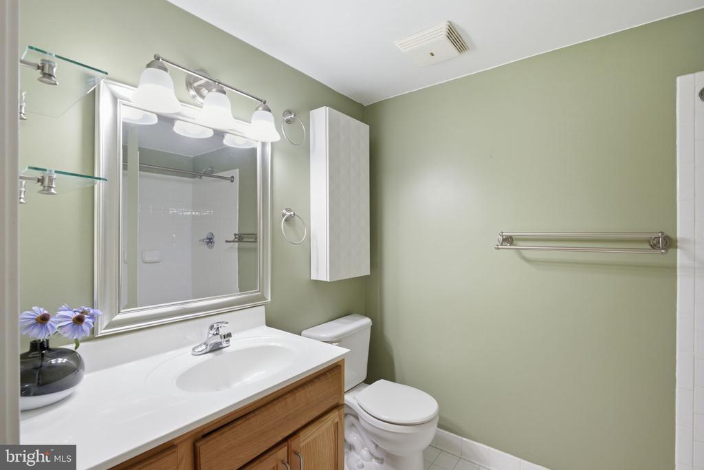 7981 EASTERN AVENUE Unit: 301