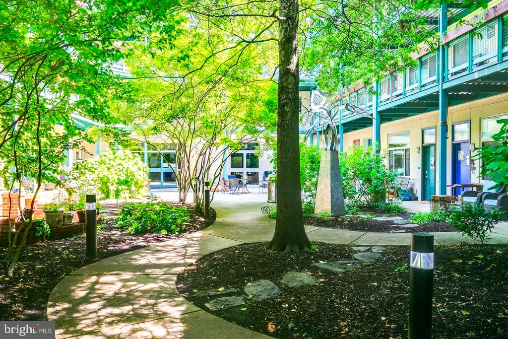 7981 EASTERN AVENUE Unit: 301