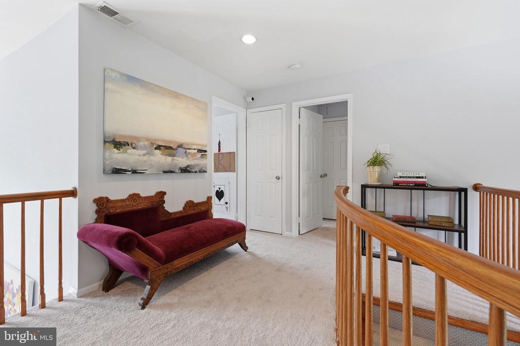9213 MISTWOOD DRIVE