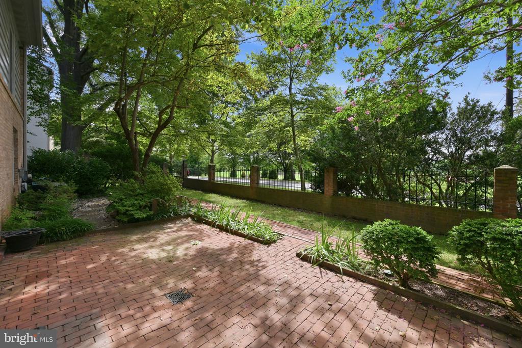 10908 WICKSHIRE WAY Unit: F-5