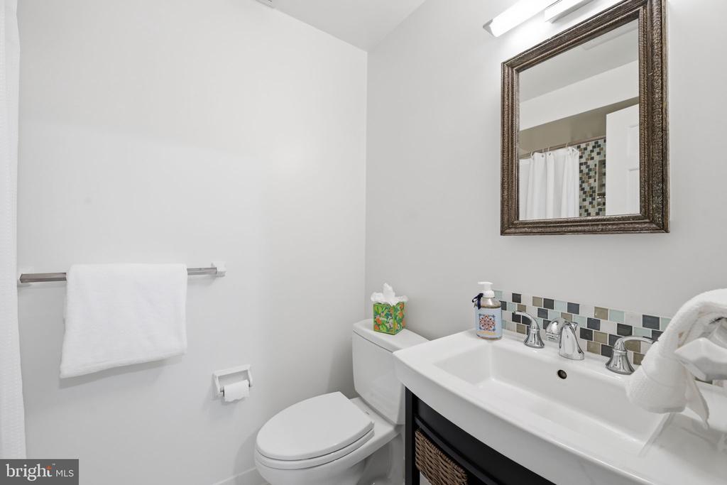 10908 WICKSHIRE WAY Unit: F-5