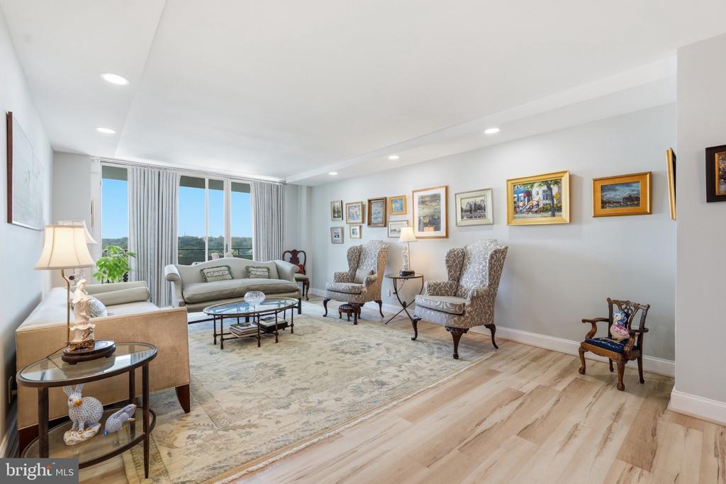 5101 RIVER ROAD Unit: 1703