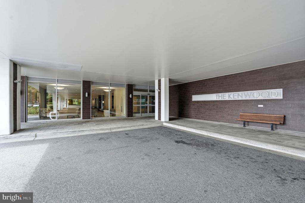 5101 RIVER ROAD Unit: 1703