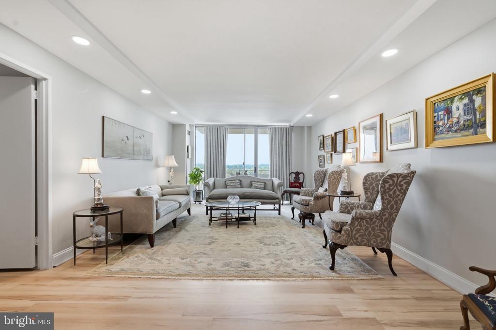 5101 RIVER ROAD Unit: 1703