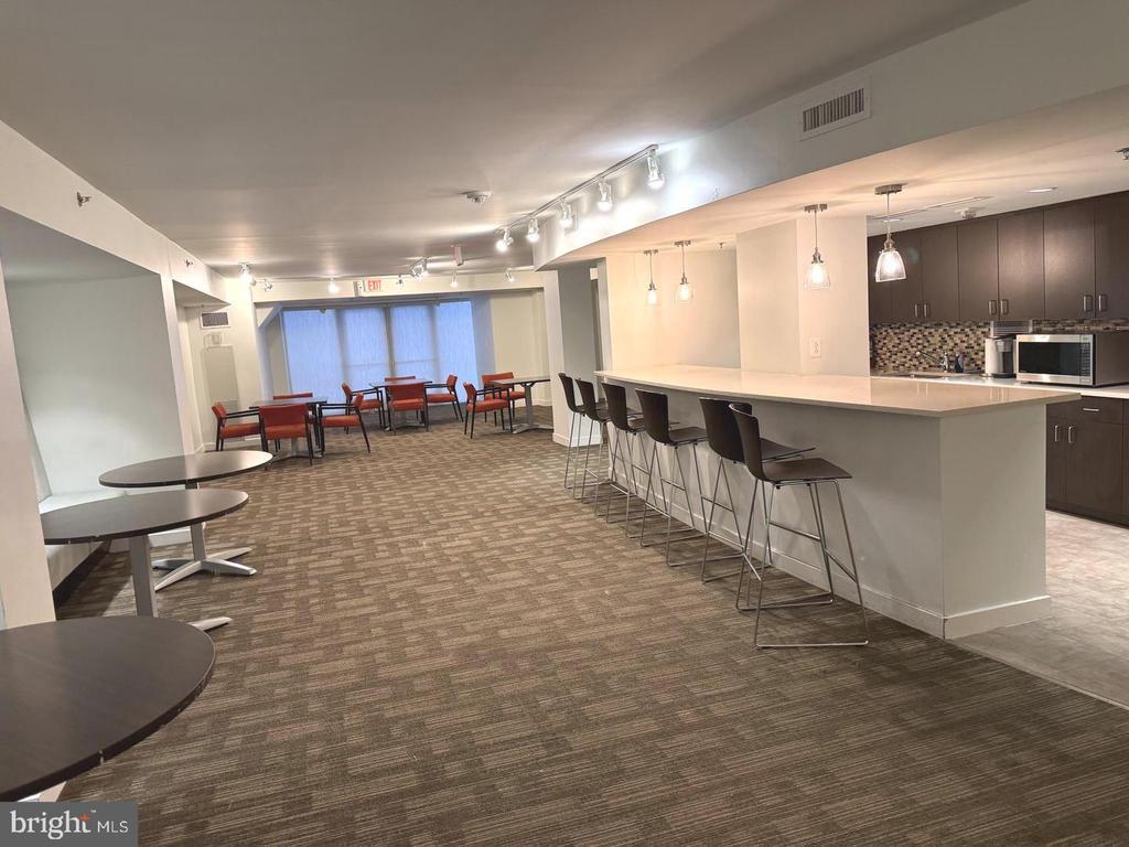 5101 RIVER ROAD Unit: 1703
