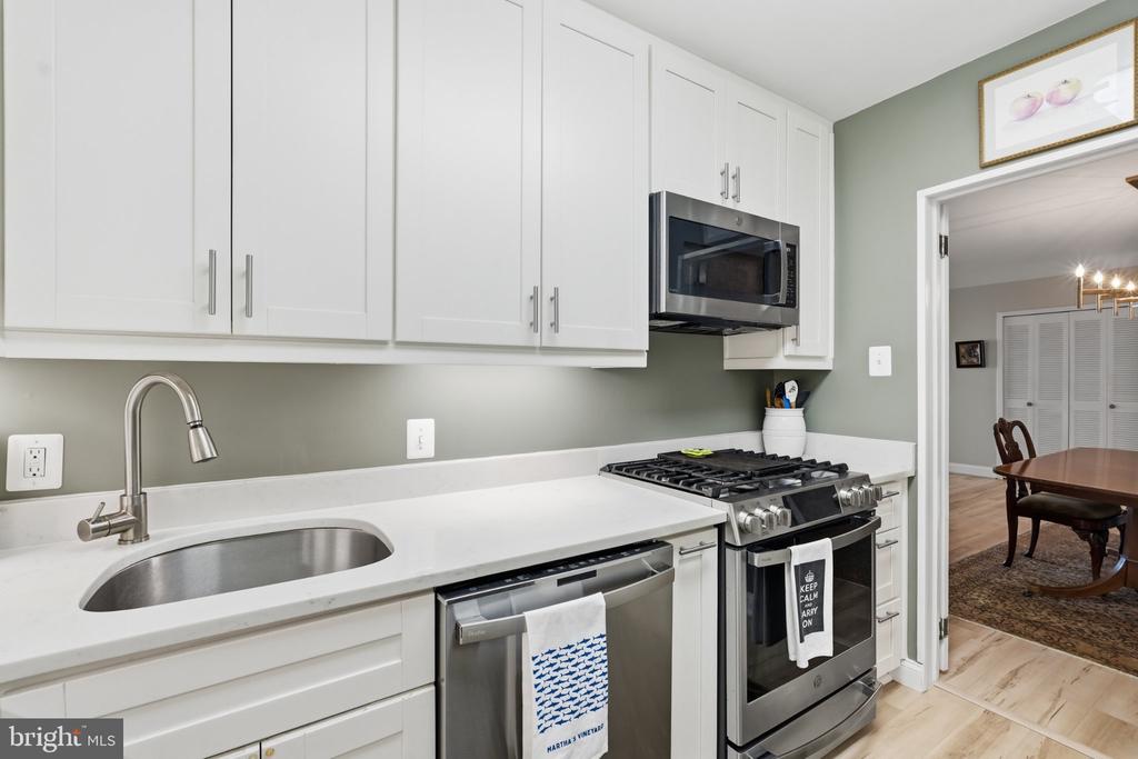 5101 RIVER ROAD Unit: 1703
