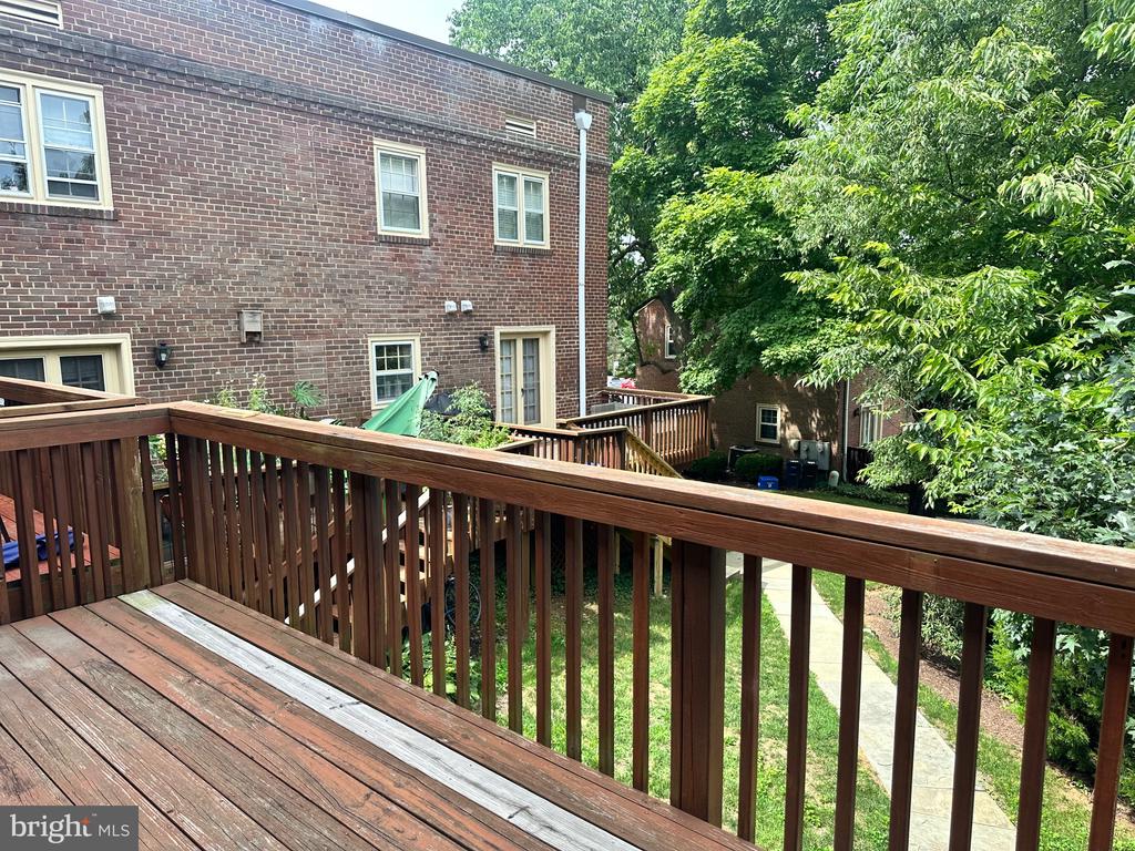 4847 CHEVY CHASE DRIVE Unit: 172